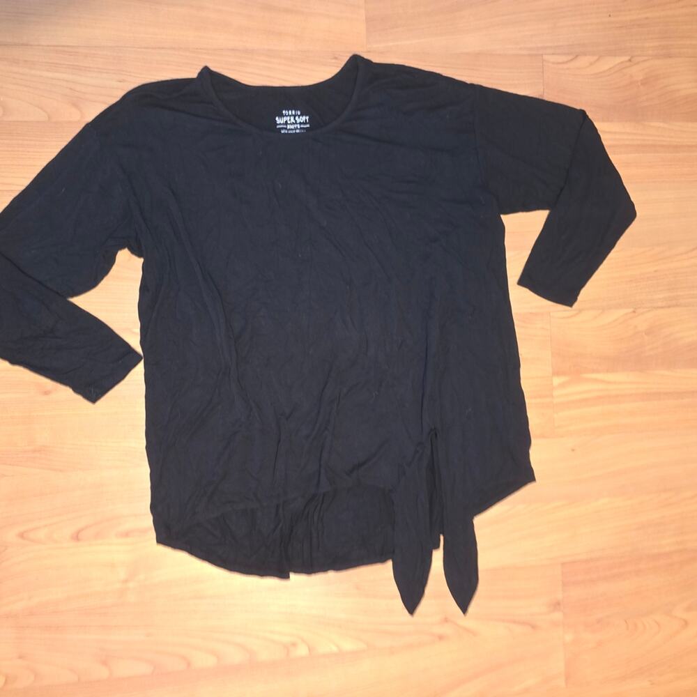 Torrid Black Long Sleeve Women's Tee Sz 2x EUC - Picture 4 of 7